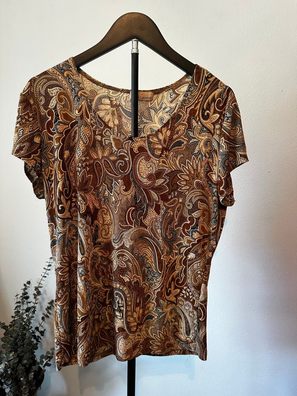 Susan Lawrence Brown Paisley Short Sleeve Top Vintage Earth Tone  M